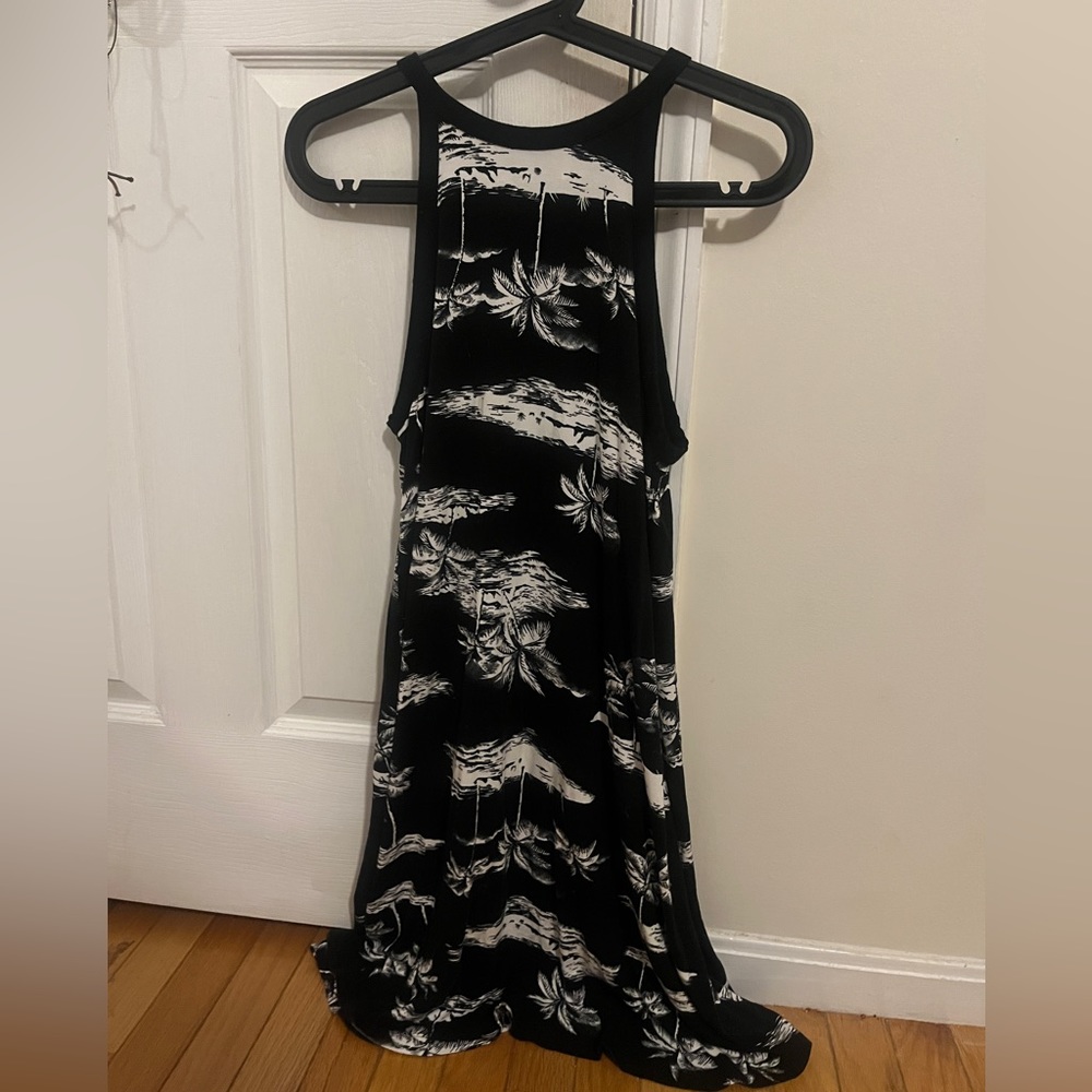 Beachy dress size XS